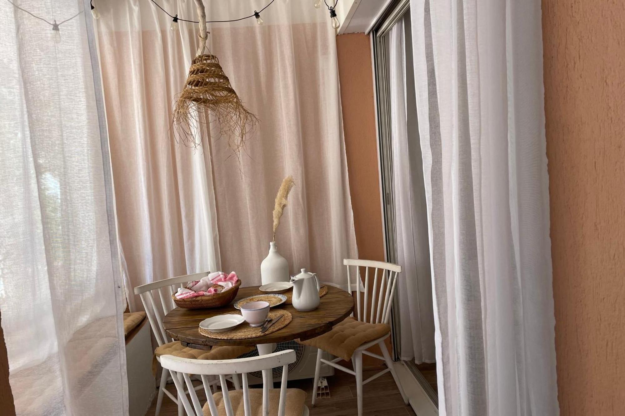 Charming Air-Conditioned One-Bedroom 150M From Cavaliere Beach لو لا فاندو المظهر الخارجي الصورة